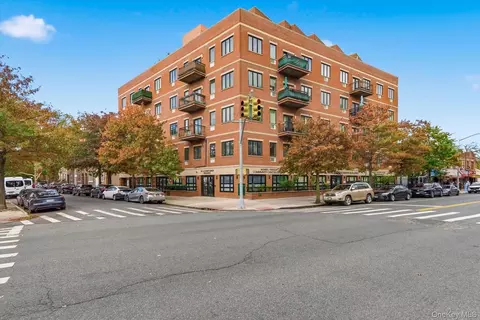 379 Kings Hwy #2B, Brooklyn, NY 11223