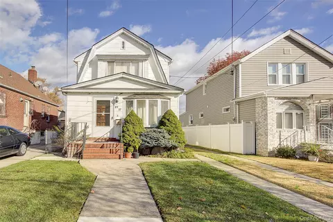 89-57 218 St, New York, NY 11428
