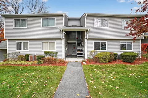 175 B Long Hill Dr, Yorktown, NY 10598