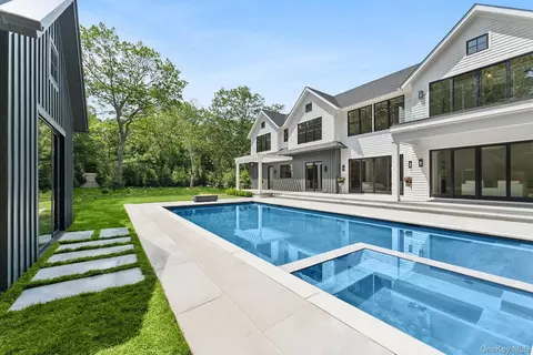 7 Rosemary Ln, Sag Harbor, NY 11963