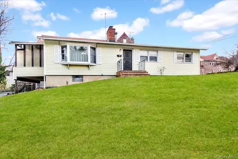 400 Egmont Ave, Mount Vernon, NY 10553