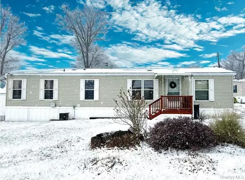 17 N Mountain Vw, Stony Point, NY 10980