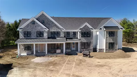 15 Stone Bridge Rd, Purchase, NY 10577