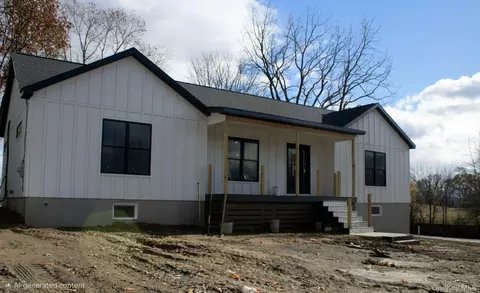 42 Sands Ave, Milton, NY 12547