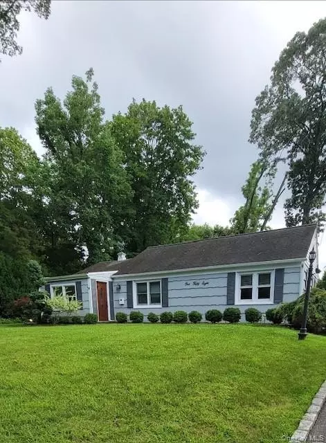 158 Maple Hill Rd, Huntington, NY 11743
