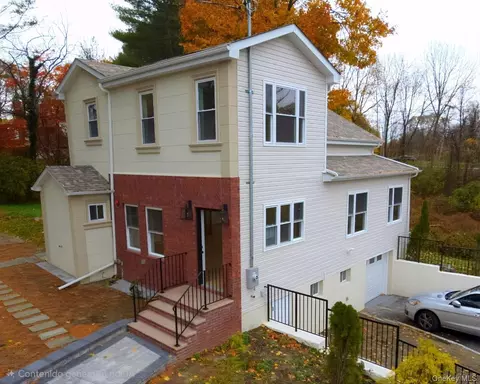 12 Shelly Ave, Greenburgh, NY 10530