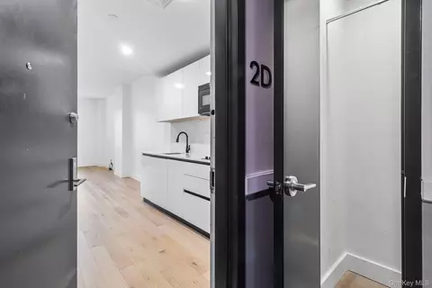 1901 Ocean Ave #2D, Brooklyn, NY 11230
