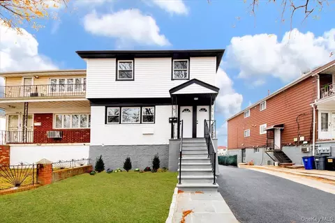 254-16 Craft Ave, New York, NY 11422