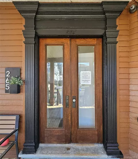 265 Summit Ave, Mount Vernon, NY 10552