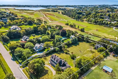 11 Shinnecock Rd, Quogue, NY 11959