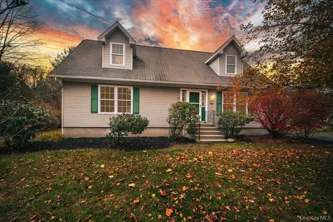 43 North Rd, Tillson, NY 12486