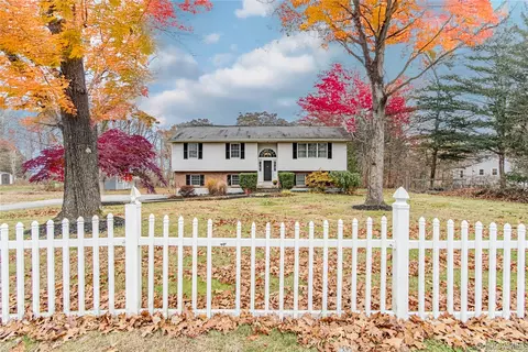 105 Oak Ridge Rd, East Fishkill, NY 12533