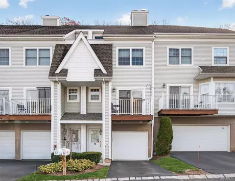 74 Crystal Hill Dr, Pomona, NY 10970