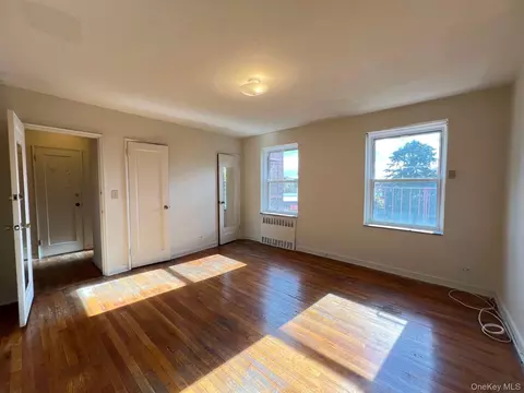 14737 38th Ave #C54, New York, NY 11354