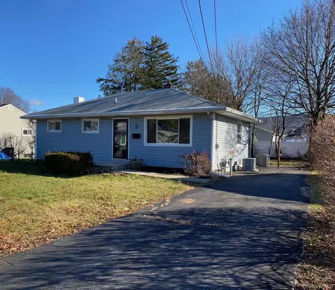 Exterior - 5 Smith Rd, Cornwall, NY 12518 photo 2 of 4