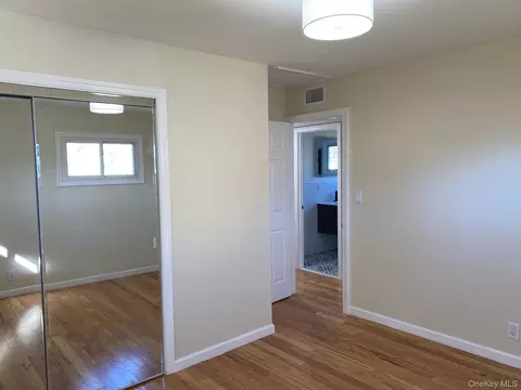 Bedroom - 5 Smith Rd, Cornwall, NY 12518 photo 6 of 9