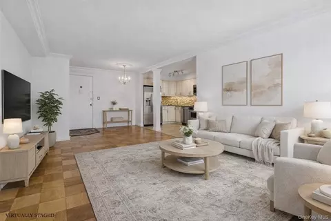 157 Hempstead Ave #B20, Lynbrook, NY 11563