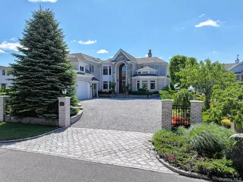 Undisclosed, Islip, NY 11795