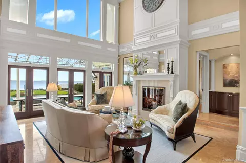Living - Undisclosed, West Islip, NY 11795 photo 1 of 5