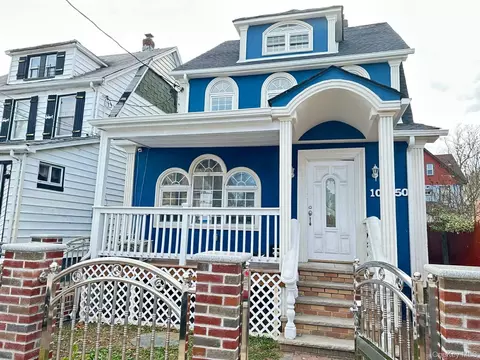 105-50 133rd St, South Richmond Hill, NY 11419
