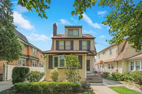 38-22 Clearview Expy, New York, NY 11361