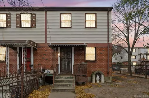 795 Jackson Ave, New York, NY 10456