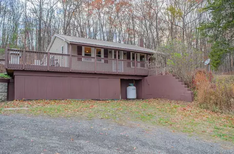 10037 9w Rte, Athens, NY 12015