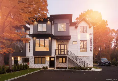 40 Singer Ave #214, Ramapo, NY 10977