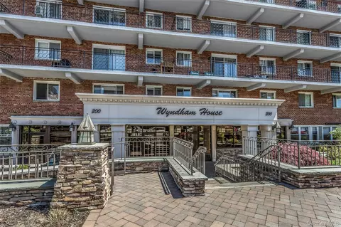 200 Atlantic Ave #223, Lynbrook, NY 11563
