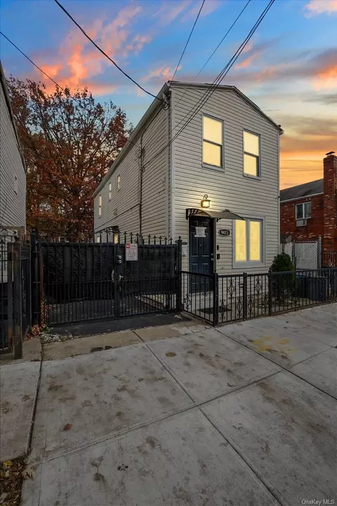 9413 87th St, New York, NY 11416