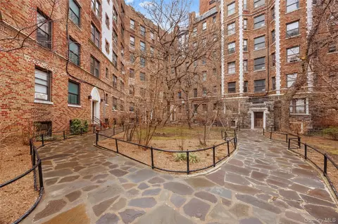 Exterior - 3394 Wayne Ave #E23, New York, NY 10467 photo 4 of 6