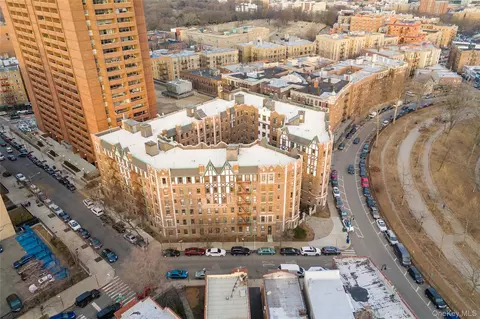 View/Area - 3394 Wayne Ave #E23, New York, NY 10467 photo 2 of 3