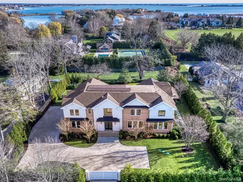 158 Cobb Rd, Water Mill, NY 11976