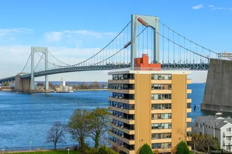166-26 Powells Cove Blvd #9A, New York, NY 11357