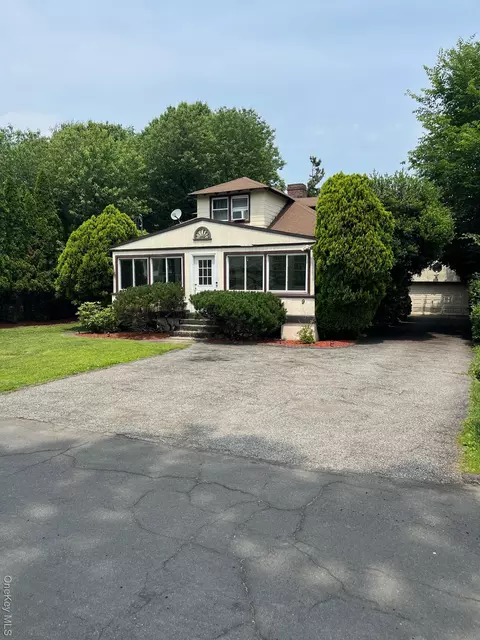 9 Hillside Ave, Haverstraw, NY 10927