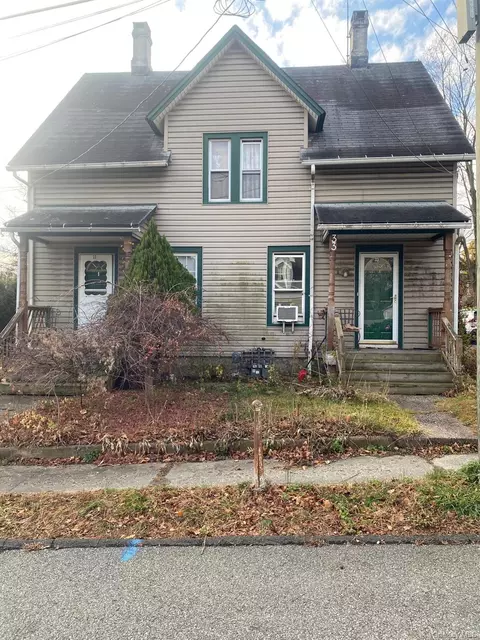 33 Second St, Ramapo, NY 10931