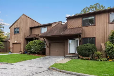 53 Wild Birch Farms #53, Cortlandt, NY 10567