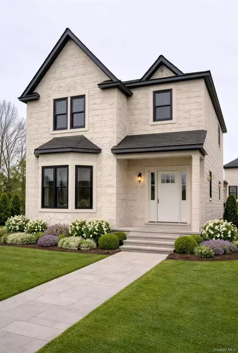 131 A Searingtown Rd, North Hempstead, NY 11507