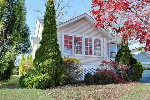 25 Rockland Ter, Ramapo, NY 10901
