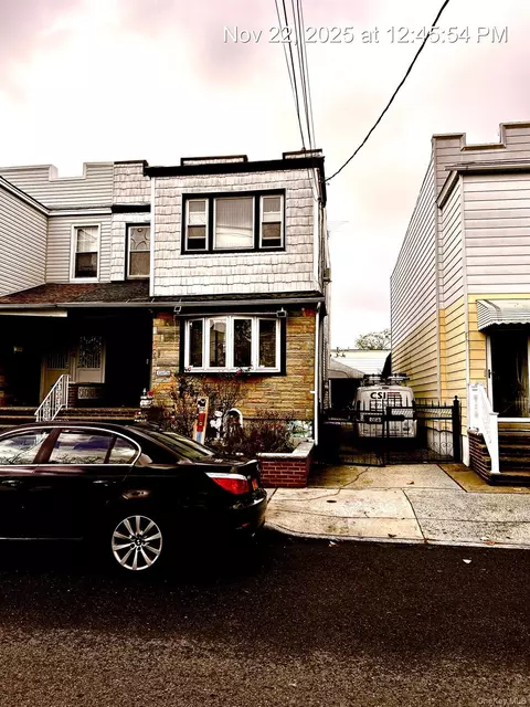 13408 Sitka St, New York, NY 11417