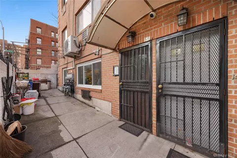 55 W 192nd St, New York, NY 10468