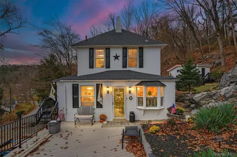 23 Stone Ridge Rd, Tuxedo, NY 10987