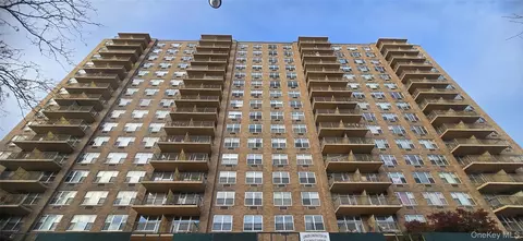 4140 Union St #12S, New York, NY 11355