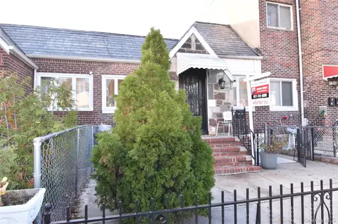 25-48 89th St, New York, NY 11369