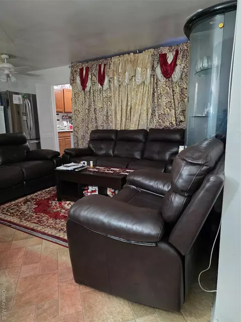 2661 Marion Ave #1H, New York, NY 10458