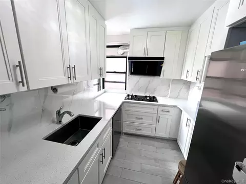 102-32 65th Ave #B37, New York, NY 11375