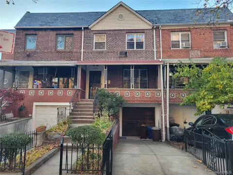 48-26 42nd St, New York, NY 11104