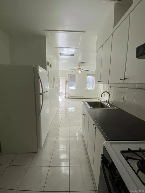 145-04 14th Ave, New York, NY 11357 photo 2