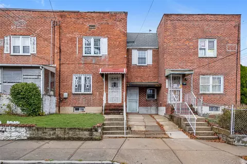 165-43 144th Ter, Jamaica, NY 11434