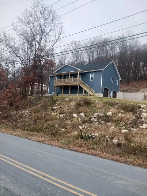 207 Roosa Gap Rd, Mamakating, NY 12721